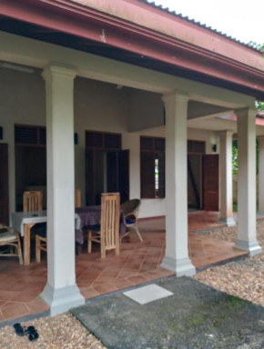 Ram Hikka beach villa